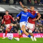 Julio Enciso scores